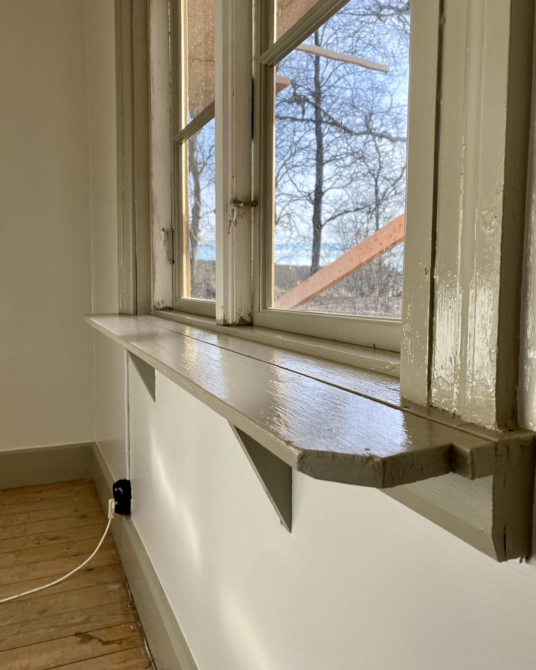 Lada blir gästhus – linoljefärg, äggoljetempera och kalkfärg – bild 8