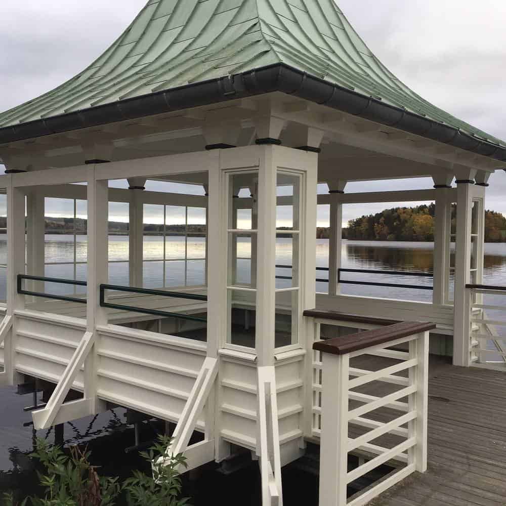 Målning av paviljongen vid Nora strandpromenad – bild 5