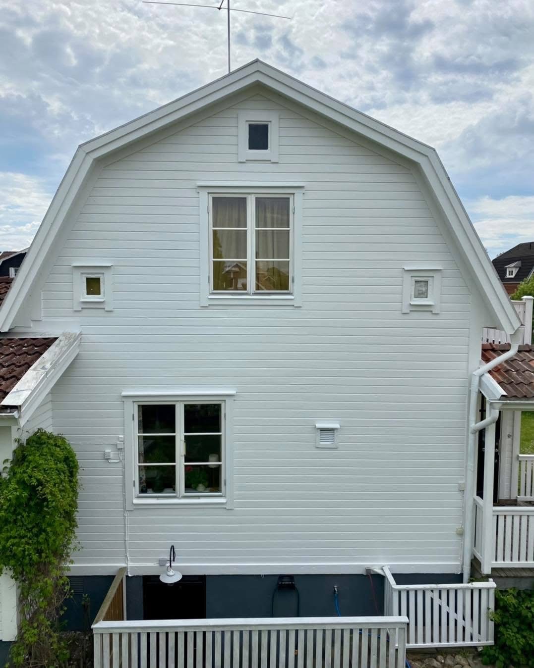 Fasad- och gavelmålning av villor i Nora och Sörby, Örebro – bild 5