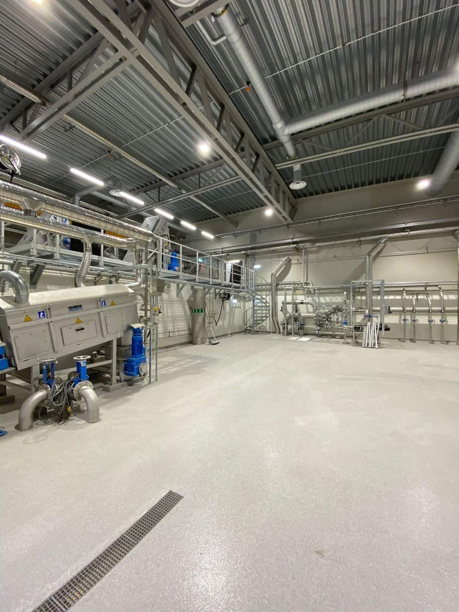 Industrimålning av reningsverket i Nora – bild 32