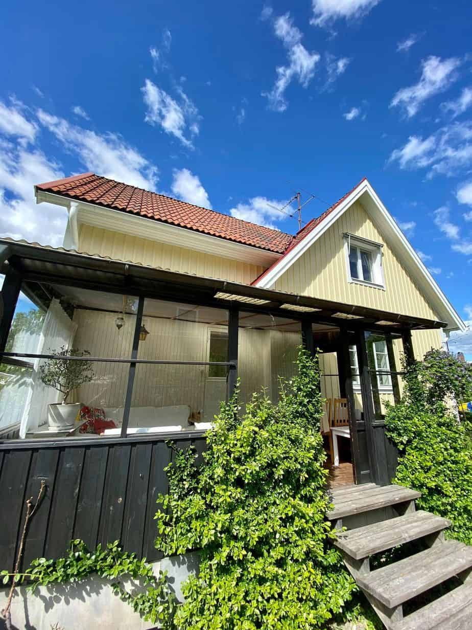 Målning av ett hus i Örebro – bild 7