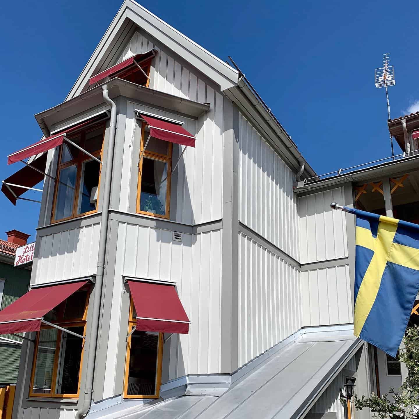 Målningsarbete på Lilla Hotellet i Nora – bild 3