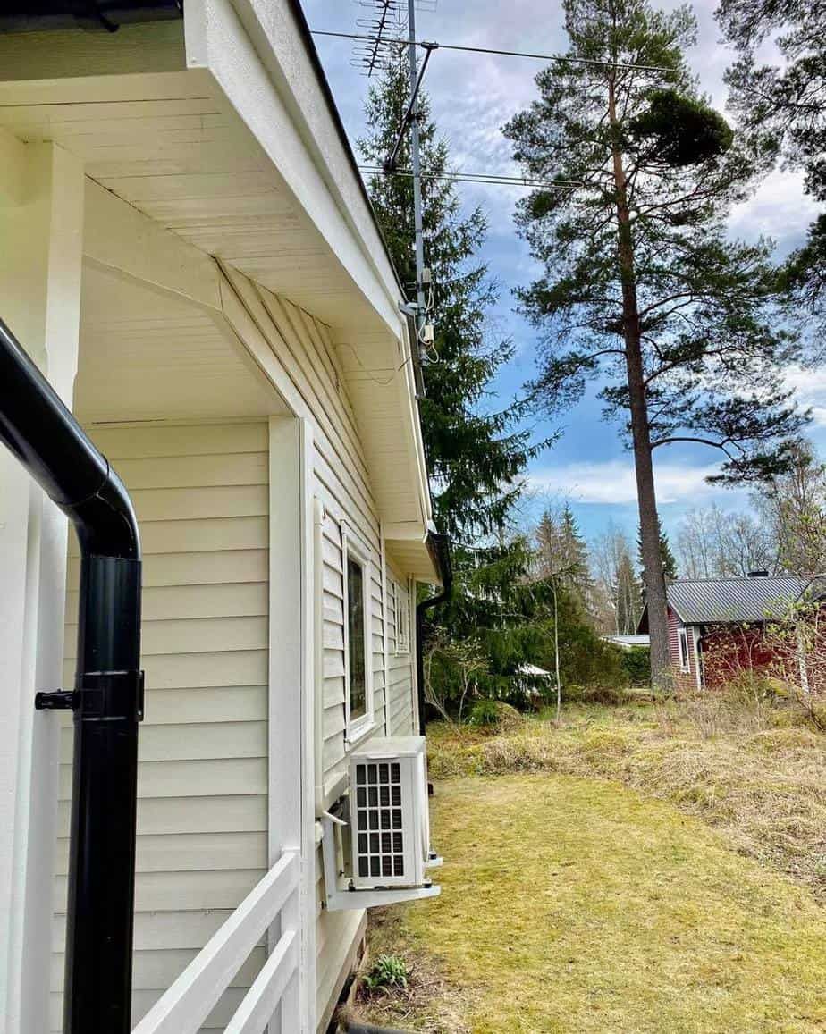 Målning av sommarstuga i Nora – bild 4