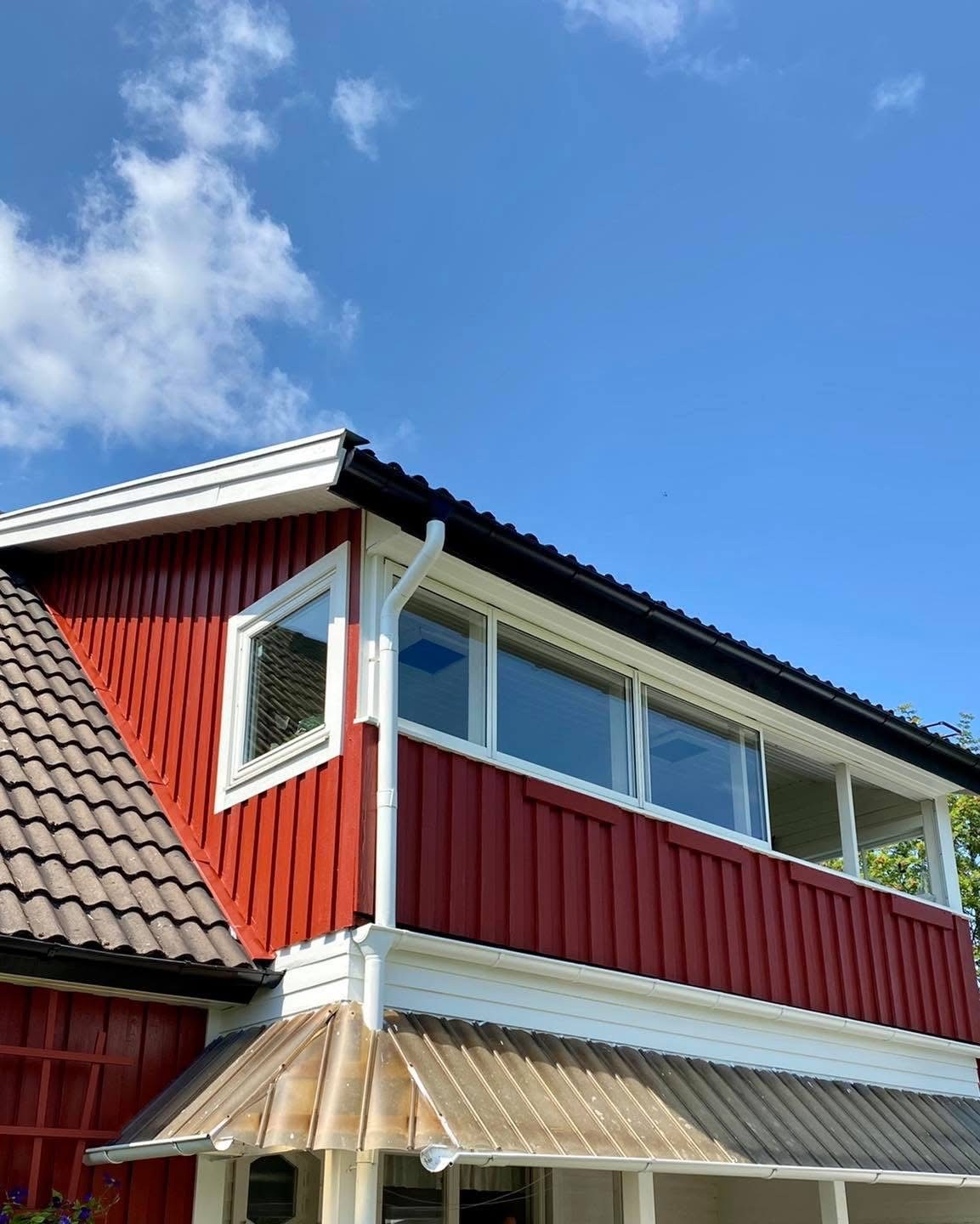 Fasad- och gavelmålning av villor i Nora och Sörby, Örebro – bild 10