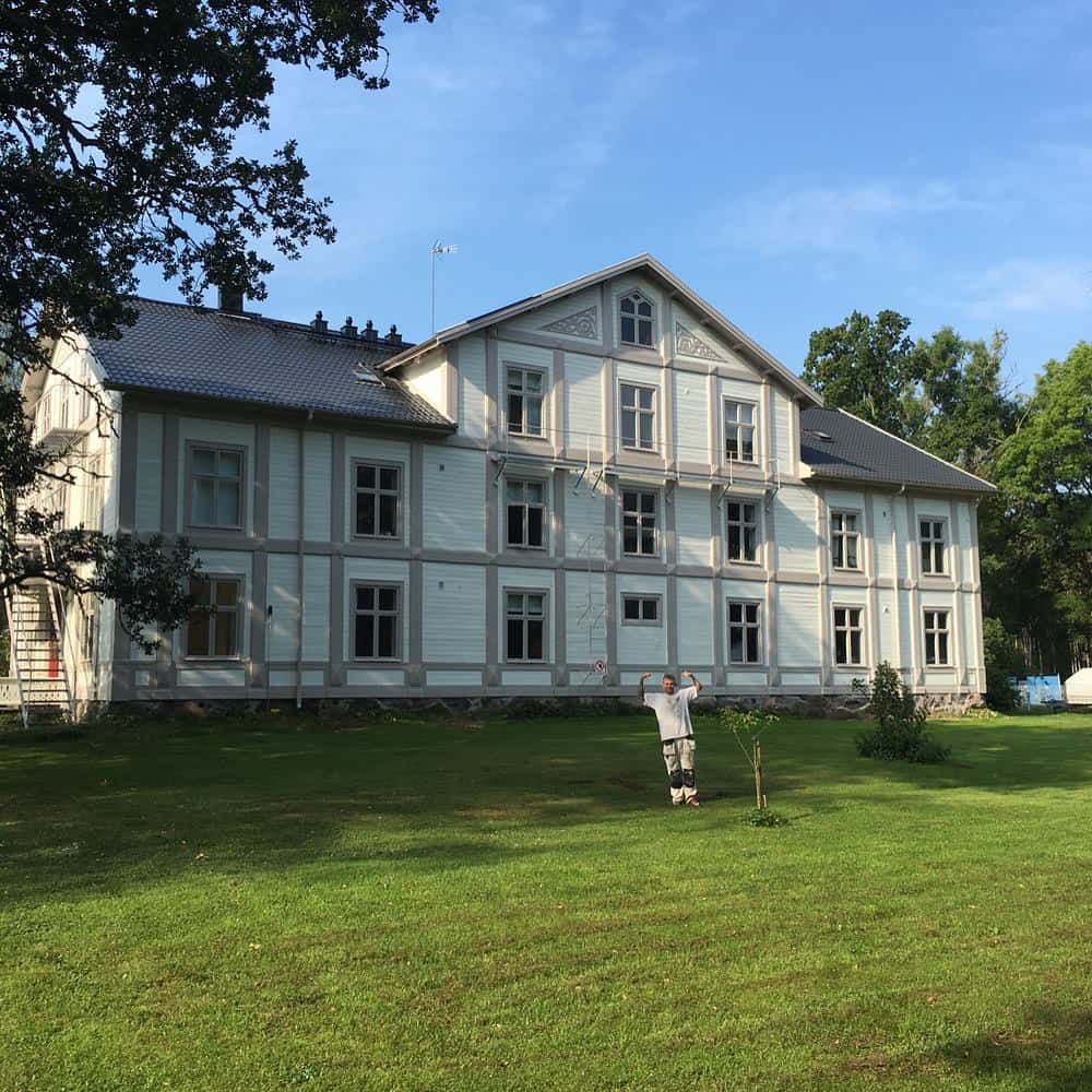 Porla slott i Laxå – utfört av EBL Måleri