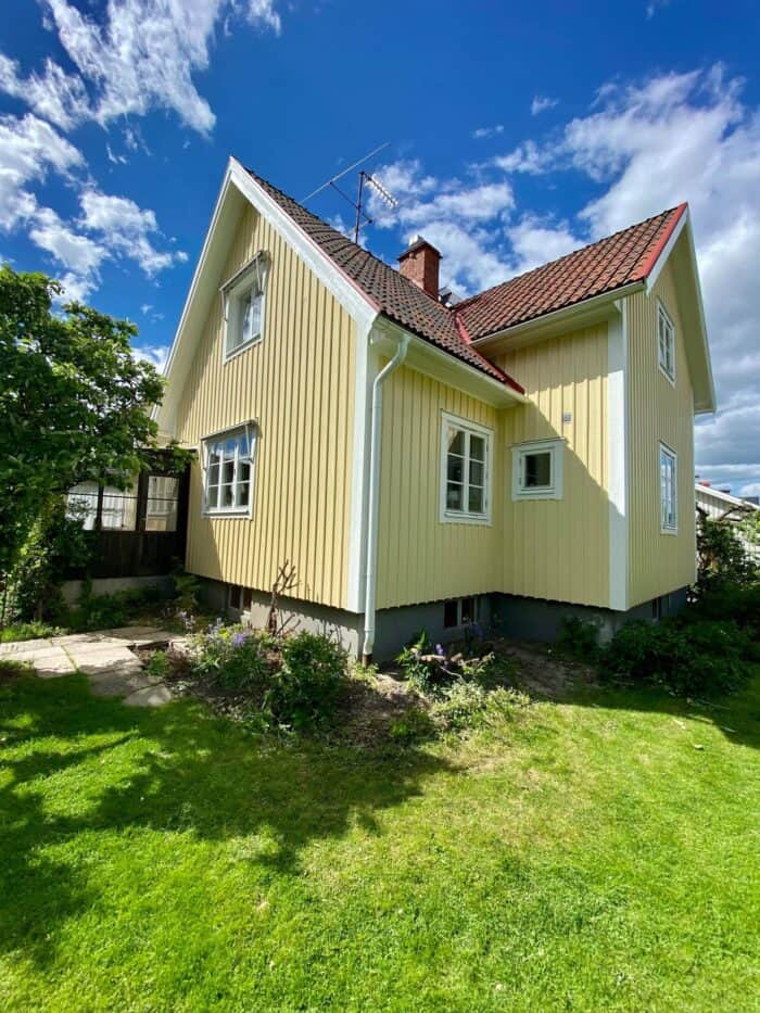 målning av ett hus i Örebro